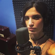 Крис Амирасланова